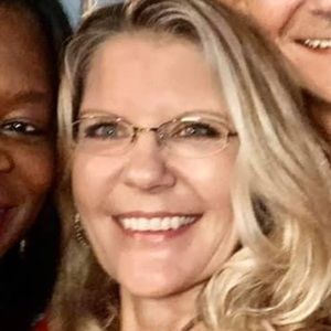 Meet your Posher, Debbie